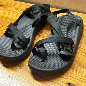 Chaco size 10